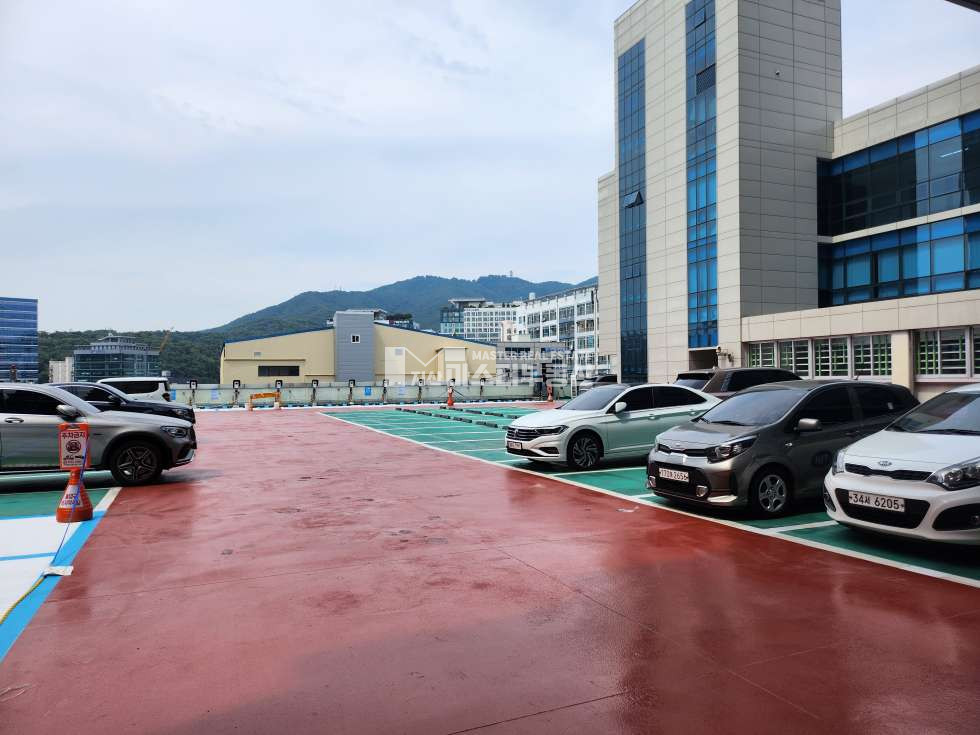 경기 성남중원구 상대원동 스타타워아파트형공장동 시스템냉난방기,임대료 저렴한 호실 매매 매물번호 10728 사진 2