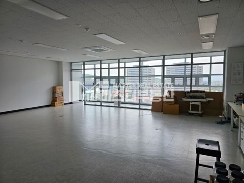경기 성남중원구 상대원동 성남센트럴비즈타워2차동 전용30평 선호하는 방향,층 월세 매물번호 10262 사진 2