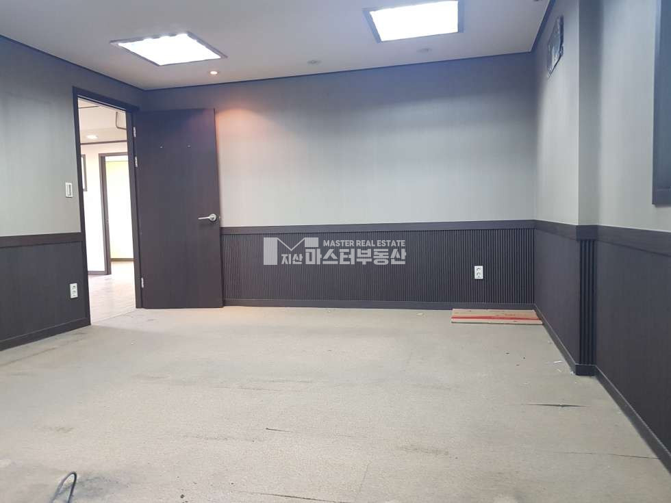 경기 성남수정구 단대동 즉시입주, 남한산성입구역 초역세권 대로변 사무실 월세 매물번호 10322 사진 3
