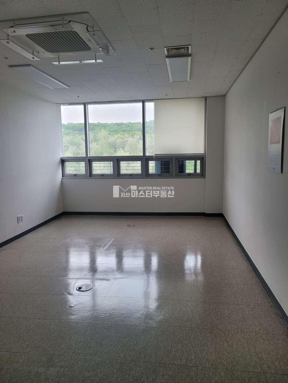 경기 성남중원구 상대원동 대원사거리 전용246 입지좋고 룸인테리어된 사무실 월세 매물번호 10458 사진 2