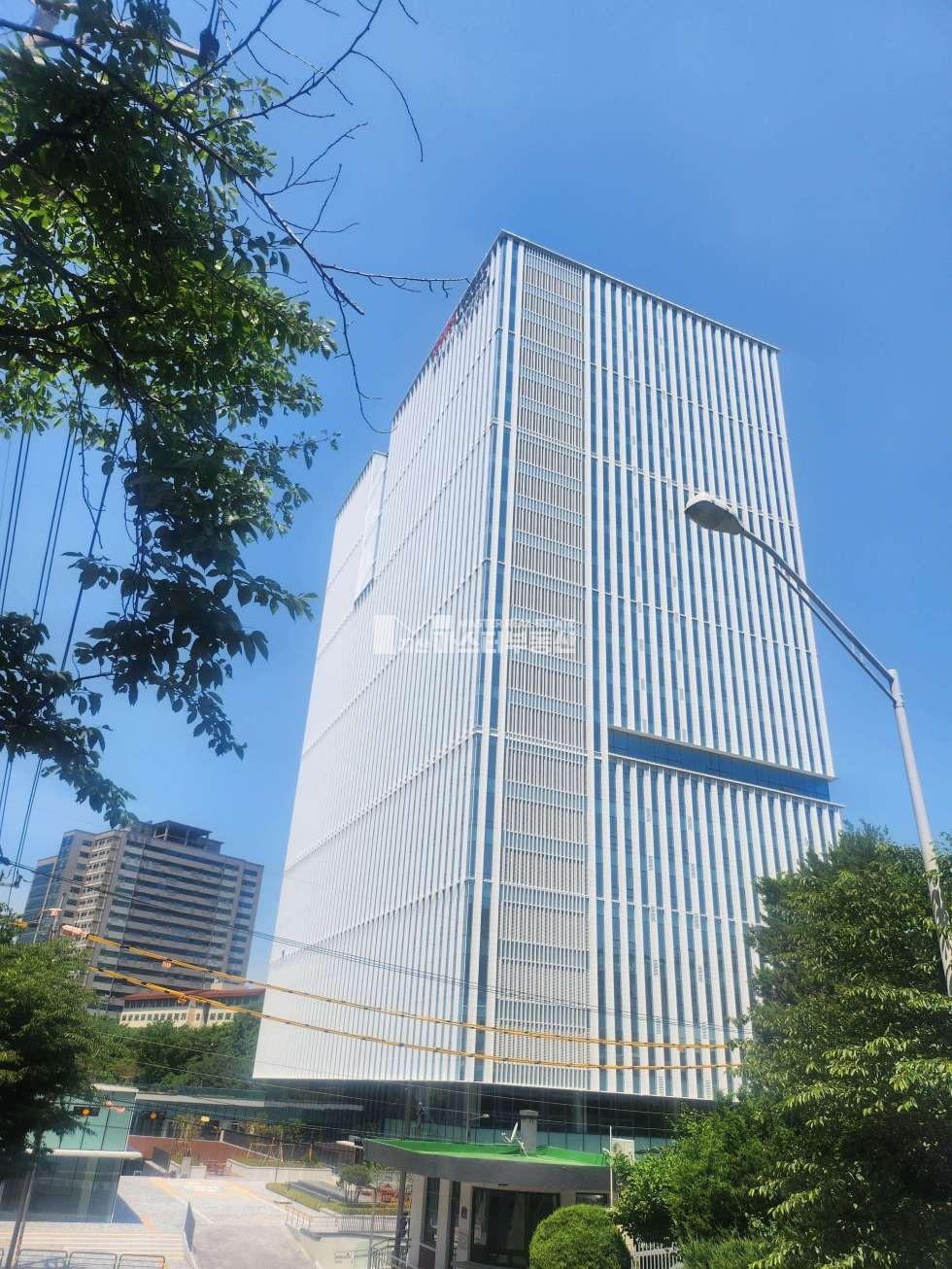 경기 성남중원구 상대원동 301동 신축지산내 근린생활시설, 33p 메인도로에서 잘 보이는 상가 월세 매물번호 10480 사진 5