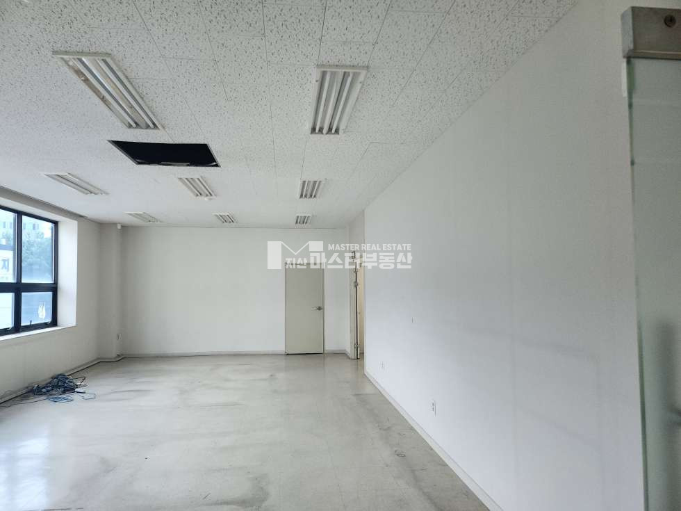 경기 성남중원구 상대원동 한개층 전체사용, 깨끗한 사무실및 공장 월세 매물번호 10198 사진 9