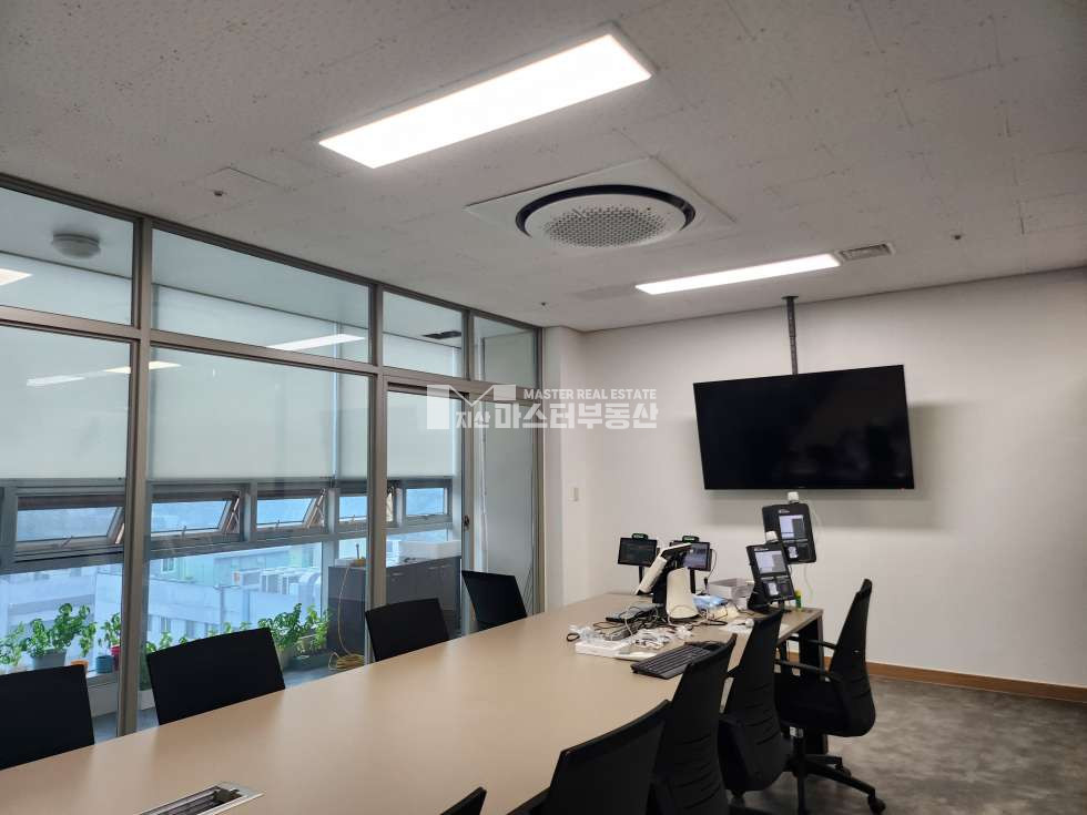 경기 성남중원구 상대원동 성남우림라이온스밸리3차동 전용81p 대원사거리 인테리어 최상인 호실 매매 매물번호 10285 사진 3