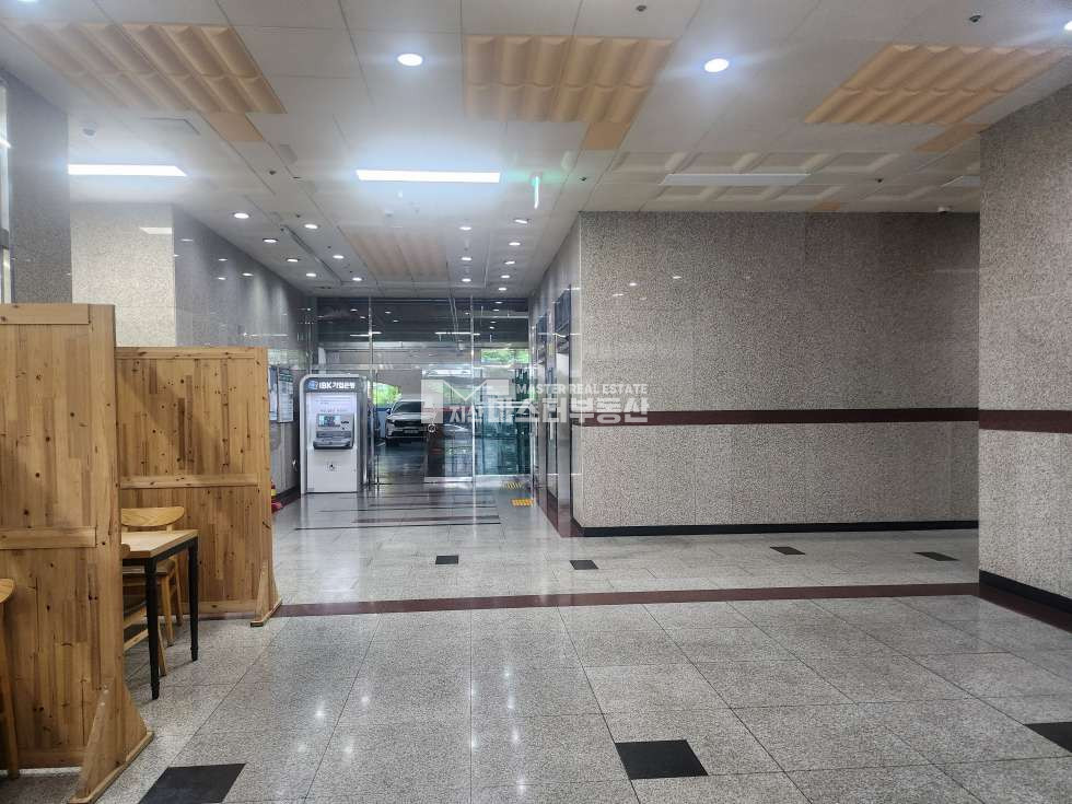경기 성남중원구 상대원동 금강하이테크2아파트형공장동 복층구조로 넓게 쓸수있는 호실 매매 매물번호 10553 사진 2